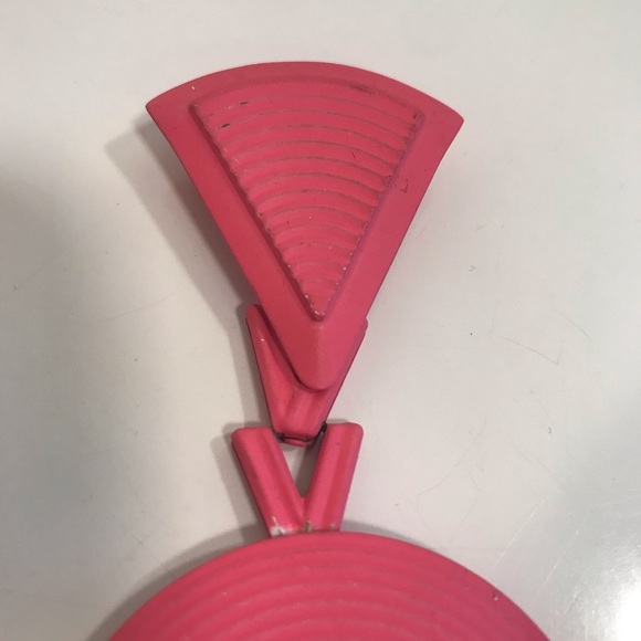 Vintage Earrings, 1960s - 1980s, Hot Pink Metal - Picture 3 of 9